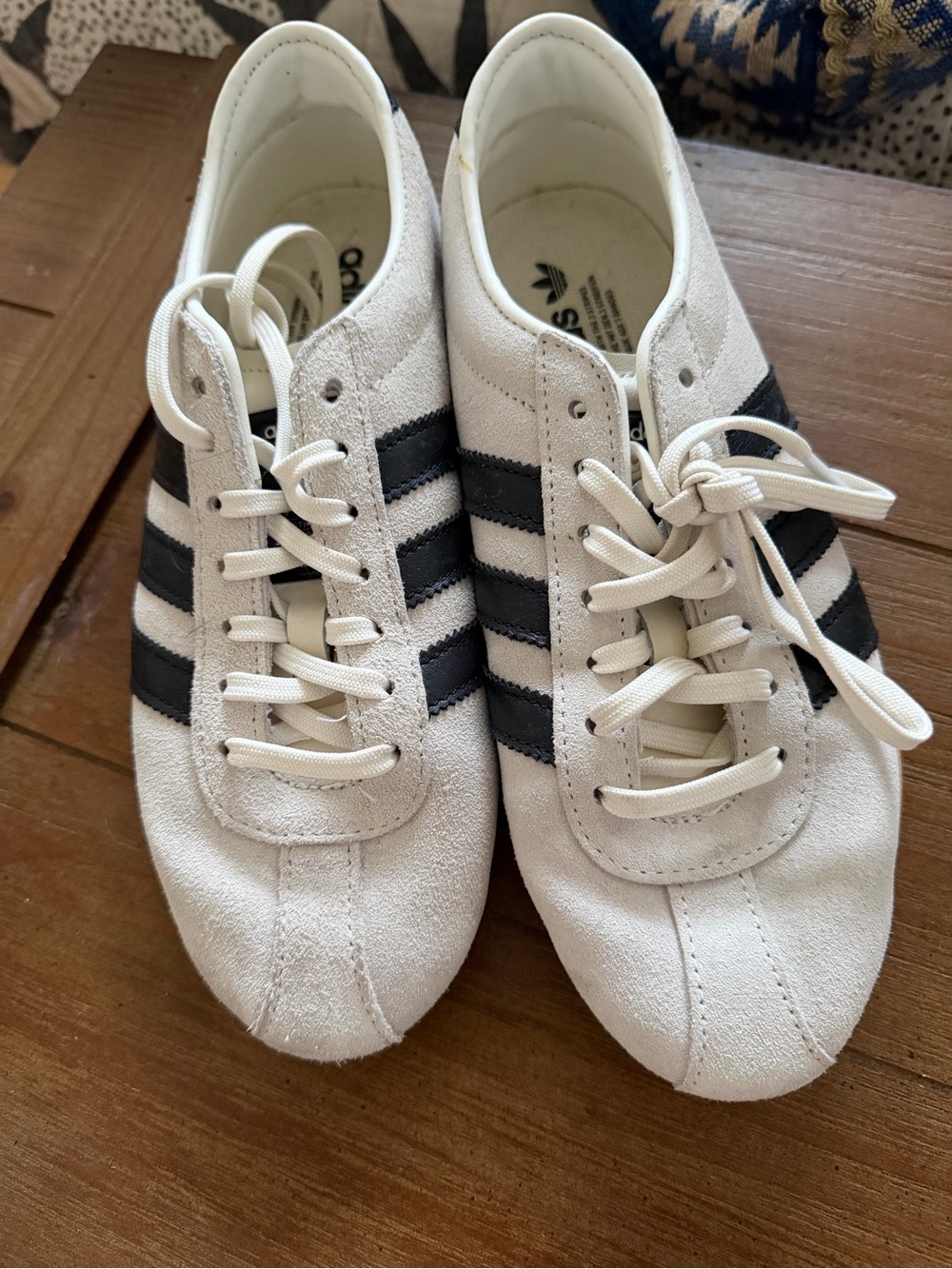 Adidas tokyo size 8
